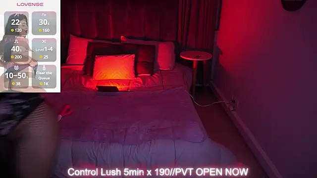 Snapshot of Galilea_Fox chatting on March 19, 2025, 4:14 am Galilea Fox online show from March 19, 2025, 4:14 am