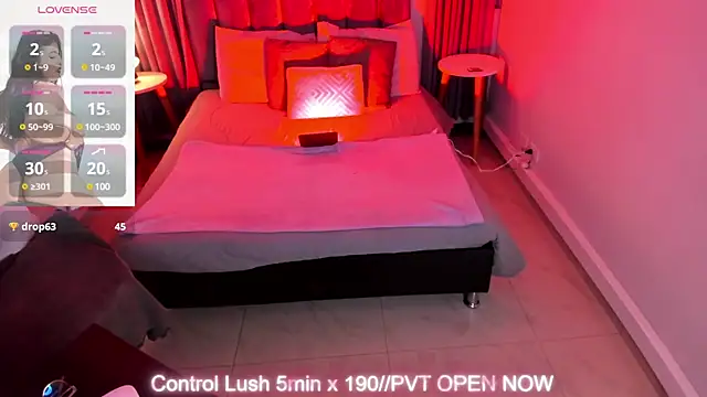 Snapshot of Galilea_Fox chatting on March 5, 2025, 4:24 am Galilea Fox online show from March 5, 2025, 4:24 am