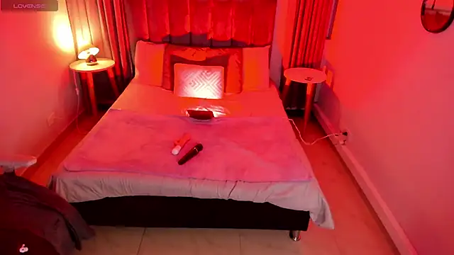 Snapshot of Galilea_Fox chatting on March 4, 2025, 3:44 am Galilea Fox online show from March 4, 2025, 3:44 am