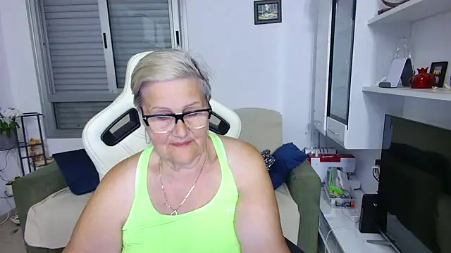 Selenna57 online show from May 15, 2026, 9:57 pm