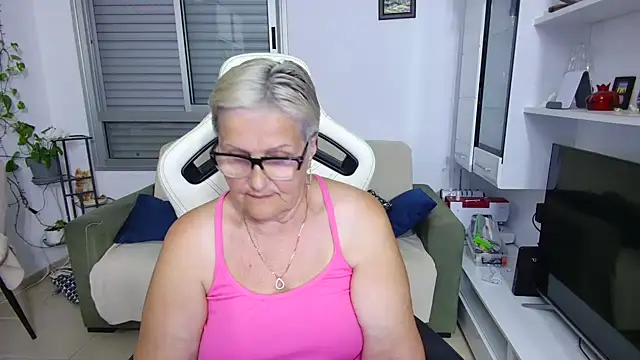 Selenna57 online show from May 12, 2026, 5:52 pm