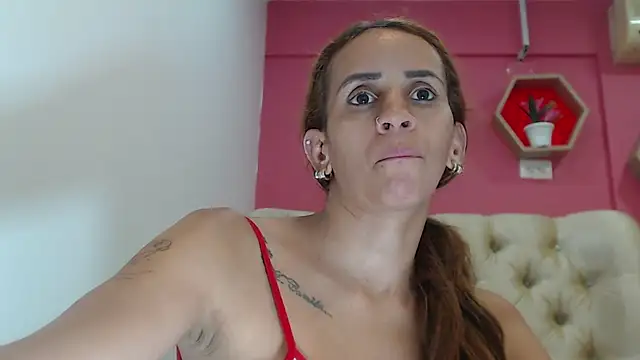 Amber Moore online show from March 8, 2025, 5:28 am