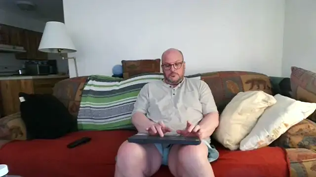 Ursulet US online show from June 13, 2026, 12:08 am