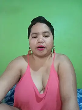 Snapshot of hotpussyxxx33x chatting on July 5, 2026, 2:38 am hotpussyxxx33x online show from July 5, 2026, 2:38 am