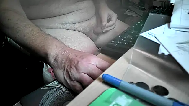 dirtyharry2022 online show from January 4, 2025, 11:00 am