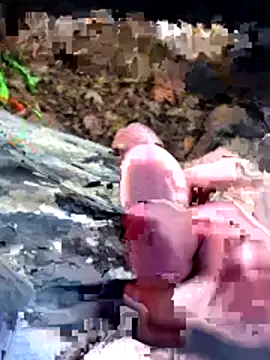 RoccoWild55 online show from November 22, 2025, 9:13 pm