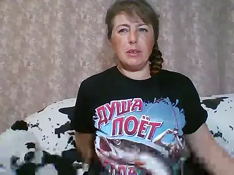 Snapshot of CathySuns chatting on March 21, 2025, 10:06 pm CathySuns online show from March 21, 2025, 10:06 pm