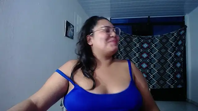 sirena 15 online show from November 12, 2025, 5:55 am