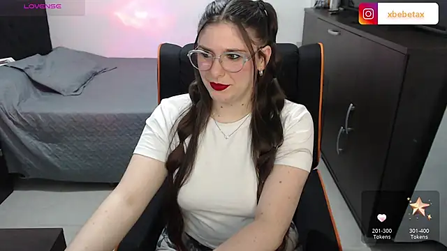 xxbbtaa online show from December 4, 2025, 1:37 am