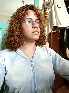 EmmaMelissa0521 online show from September 19, 2025, 6:12 pm