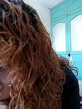 EmmaMelissa0521 online show from October 7, 2025, 4:41 pm