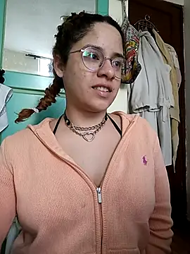 EmmaMelissa0521 online show from September 21, 2025, 7:30 pm