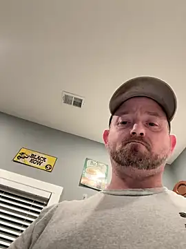 smokeymt420 online show from March 15, 2026, 4:52 am