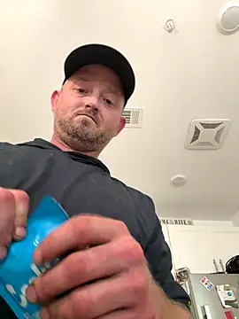 smokeymt420 online show from October 19, 2025, 10:01 pm