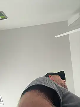 smokeymt420 online show from September 29, 2025, 8:03 pm