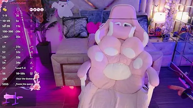 shanon- online show from October 21, 2025, 9:14 pm