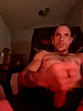 Snapshot of DaddyDK8989 chatting on November 3, 2025, 9:02 am DaddyDK8989 online show from November 3, 2025, 9:02 am