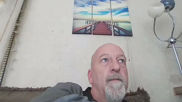 Snapshot of Yankeedave420 chatting on November 30, 2025, 9:15 pm Yankeedave420 online show from November 30, 2025, 9:15 pm