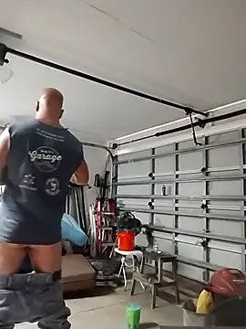 Snapshot of Yankeedave420 chatting on September 22, 2025, 1:39 pm Yankeedave420 online show from September 22, 2025, 1:39 pm