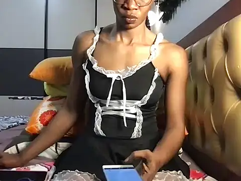 Snapshot of choco_petite chatting on September 9, 2025, 4:44 am choco petite online show from September 9, 2025, 4:44 am