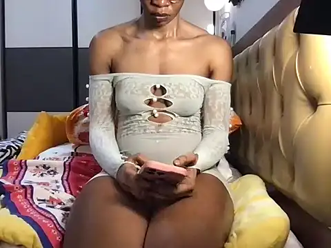 Snapshot of choco_petite chatting on September 25, 2025, 4:07 am choco petite online show from September 25, 2025, 4:07 am