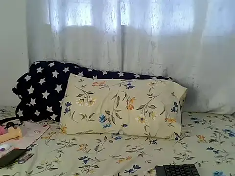 Snapshot of purplescarlet chatting on January 8, 2026, 5:46 am purplescarlet online show from January 8, 2026, 5:46 am