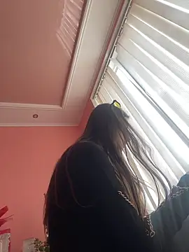 Snapshot of Flossy_Vettie chatting on March 18, 2026, 12:51 pm Flossy Vettie online show from March 18, 2026, 12:51 pm