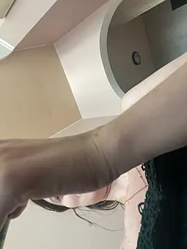 Snapshot of Flossy_Vettie chatting on March 9, 2026, 1:14 pm Flossy Vettie online show from March 9, 2026, 1:14 pm