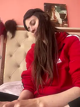 Flossy Vettie online show from December 15, 2025, 8:42 am