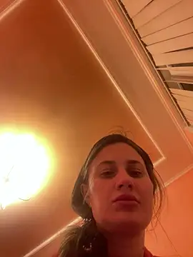 Snapshot of Flossy_Vettie chatting on April 24, 2026, 12:34 am Flossy Vettie online show from April 24, 2026, 12:34 am