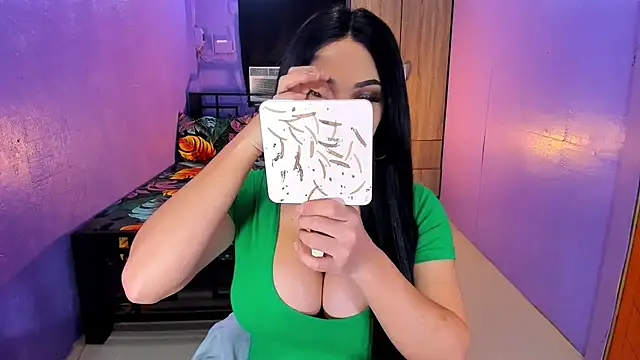 Snapshot of xxHeavenly_AngeLxx chatting on November 7, 2025, 8:46 pm xxHeavenly AngeLxx online show from November 7, 2025, 8:46 pm