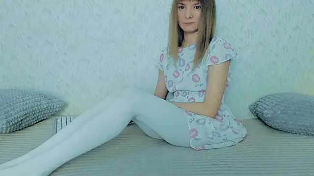 YourCaramel online show from February 27, 2025, 4:57 am