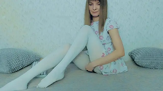 YourCaramel online show from February 19, 2025, 11:49 am