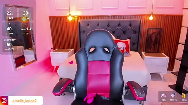 AMELIELEONE online show from November 21, 2025, 12:59 pm