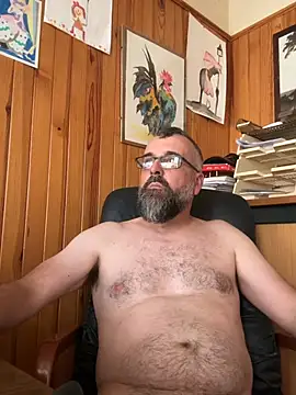 Snapshot of jim470 chatting on July 9, 2026, 3:44 pm jim470 online show from July 9, 2026, 3:44 pm