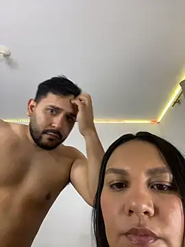 Snapshot of marc_and_ema chatting on September 25, 2025, 1:55 am marc and ema online show from September 25, 2025, 1:55 am