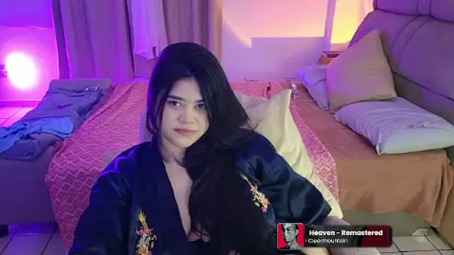 feluriana online show from May 15, 2026, 11:03 pm