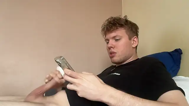 Snapshot of sexybooii6968 chatting on November 18, 2025, 10:40 am sexybooii6968 online show from November 18, 2025, 10:40 am