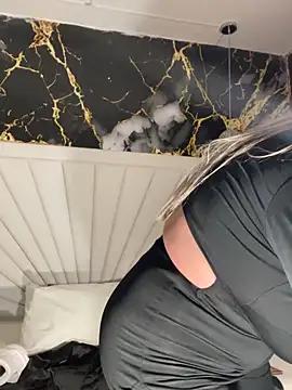 Snapshot of scarlett_sexx69 chatting on March 4, 2026, 11:40 am scarlett sexx69 online show from March 4, 2026, 11:40 am