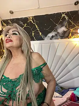 Snapshot of scarlett_sexx69 chatting on April 15, 2026, 11:49 am scarlett sexx69 online show from April 15, 2026, 11:49 am