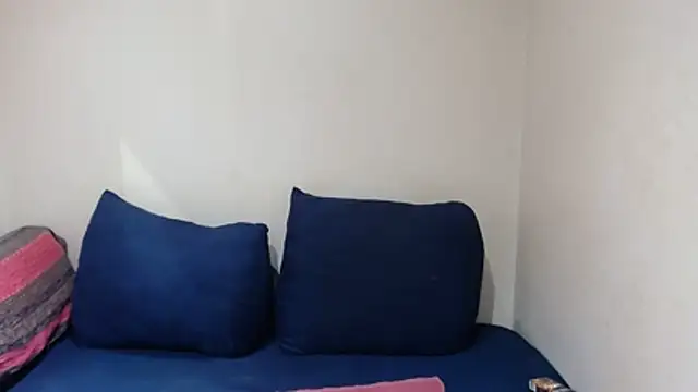 Snapshot of xGIANTEBONY30x chatting on December 2, 2025, 2:23 am xGIANTEBONY30x online show from December 2, 2025, 2:23 am