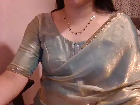 Snapshot of Pinky_4 chatting on June 6, 2026, 5:40 pm Pinky 4 online show from June 6, 2026, 5:40 pm