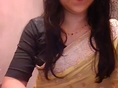 Snapshot of Pinky_4 chatting on June 9, 2026, 5:58 pm Pinky 4 online show from June 9, 2026, 5:58 pm