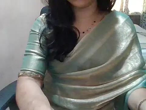 Snapshot of Pinky_4 chatting on May 3, 2026, 11:47 am Pinky 4 online show from May 3, 2026, 11:47 am