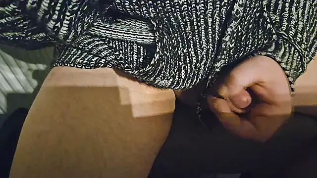 Snapshot of drm4ple3 chatting on January 11, 2026, 6:37 pm drm4ple3 online show from January 11, 2026, 6:37 pm