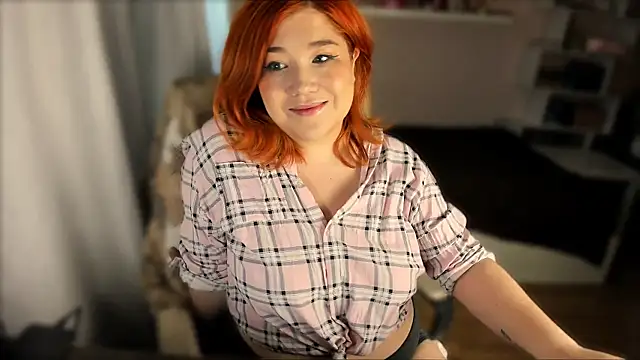 Snapshot of Vi-Vixen chatting on February 20, 2026, 1:02 pm Vi-Vixen online show from February 20, 2026, 1:02 pm