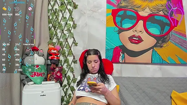 Snapshot of GabiMorgan chatting on November 30, 2025, 9:04 pm GabiMorgan online show from November 30, 2025, 9:04 pm