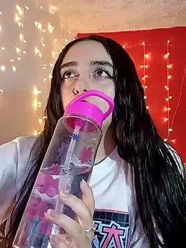 IvonneT online show from December 13, 2024, 1:59 am