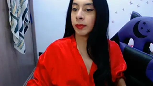 Snapshot of OriannaDomenechi chatting on August 4, 2026, 1:21 am OriannaDomenechi online show from August 4, 2026, 1:21 am