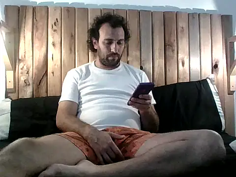 Snapshot of Loverlove1234 chatting on December 17, 2025, 8:58 pm Loverlove1234 online show from December 17, 2025, 8:58 pm